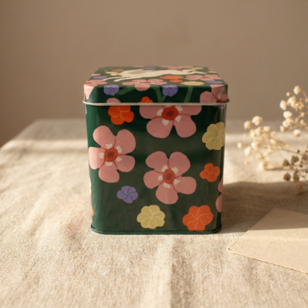 Anja – Luz Cálida y Aroma Suave