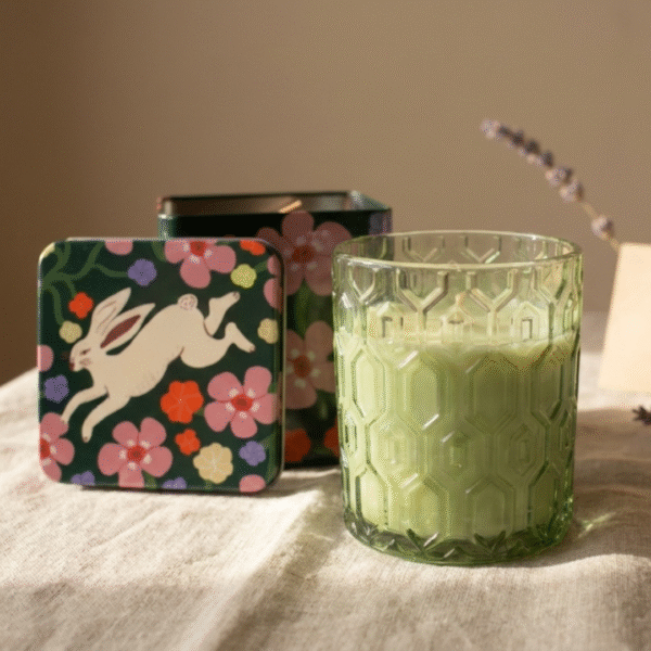 Anja – Luz Cálida y Aroma Suave